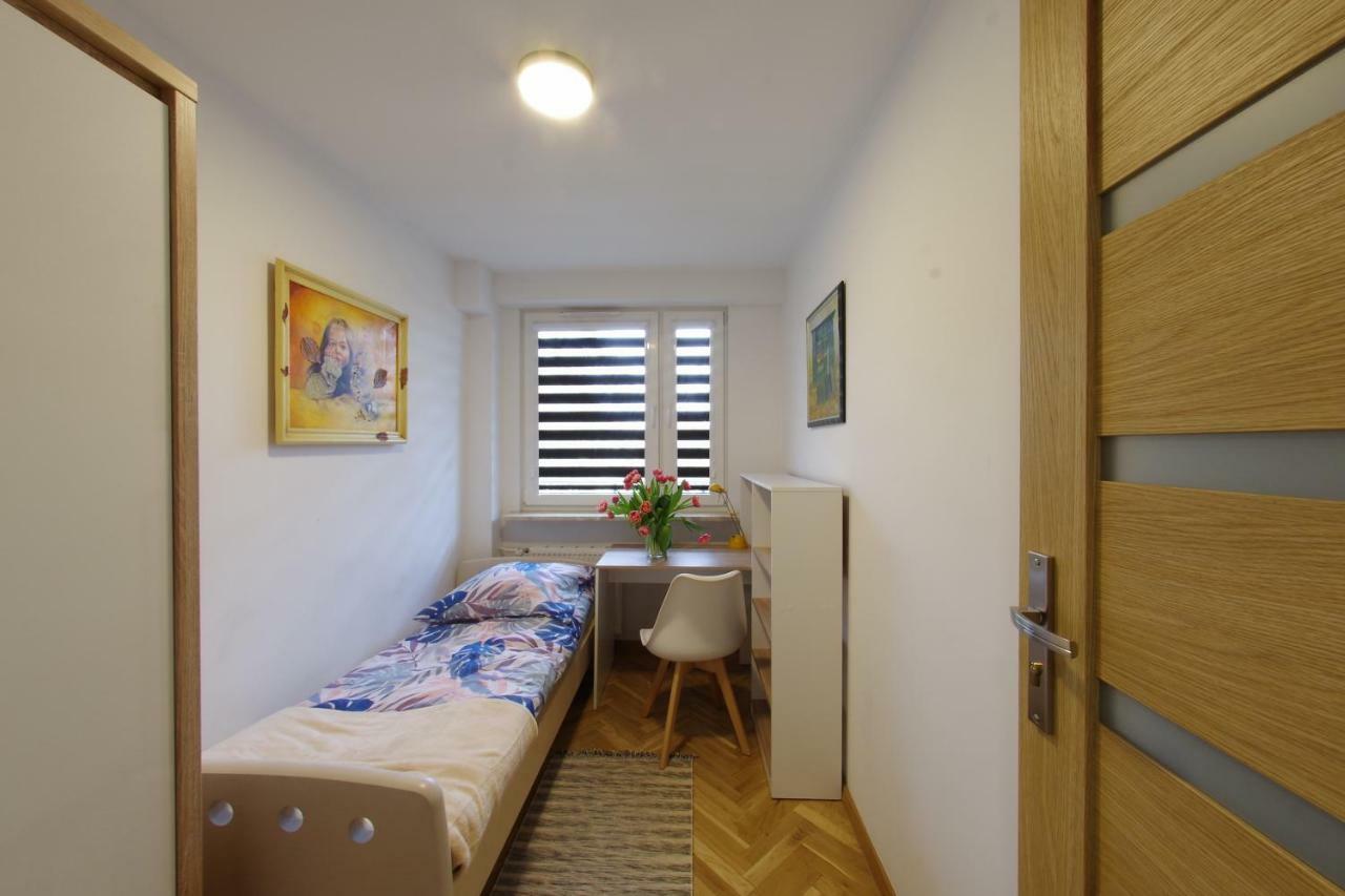 Appartamento Apatramenty Promienista Poznań Esterno foto